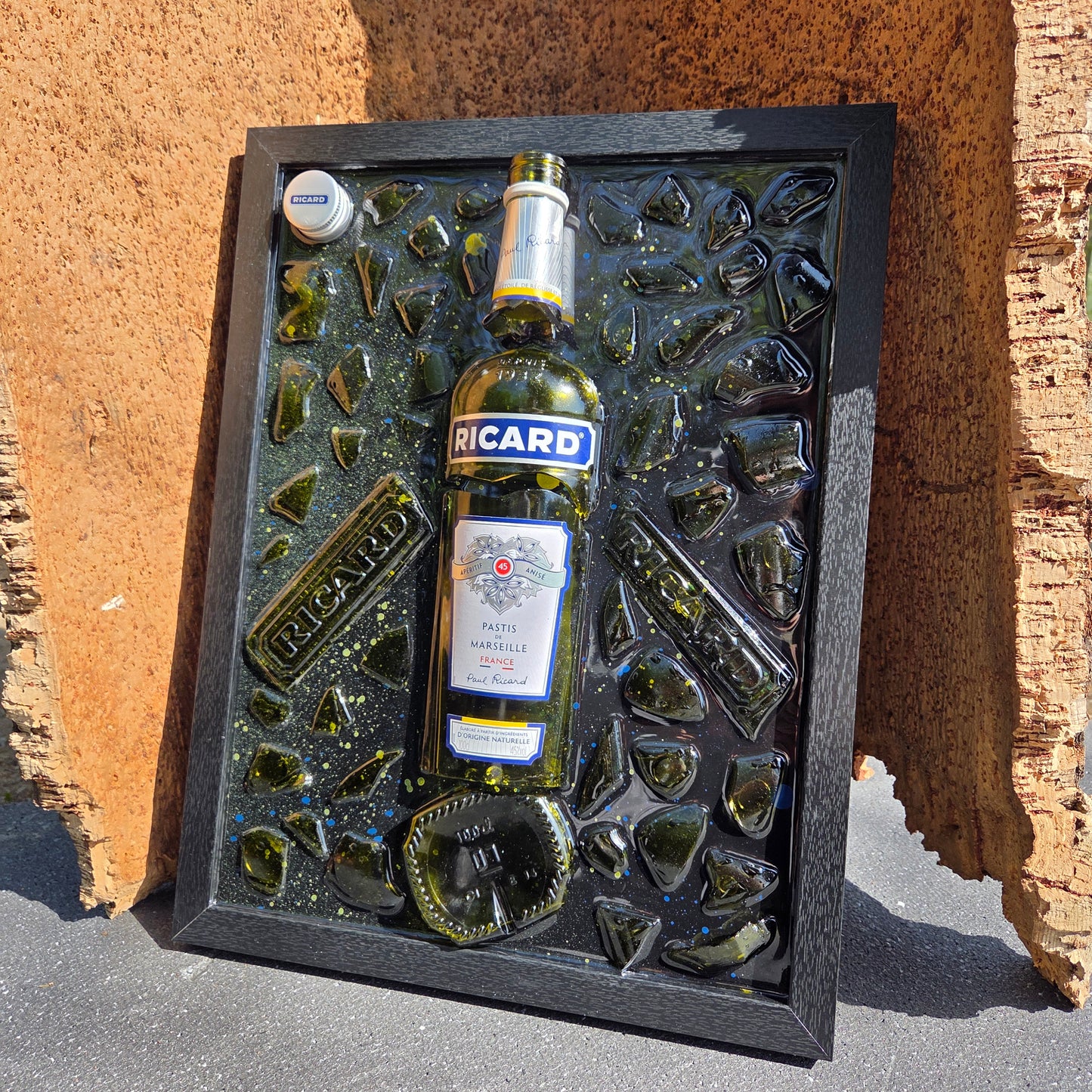 Tableau Déco Ricard en Résine Époxy - Bouteille cassée Original & Artisanal