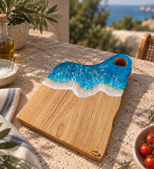 Planche à Découper Vague en Châtaignier Massif Taille S