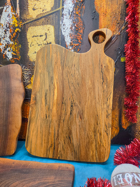 Planche en platane échauffé massif – Veinage brut, pièce unique